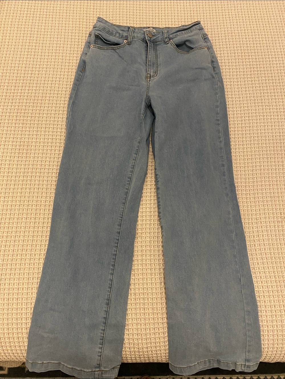 High-Rise Wide Leg Jeans in Light Blue